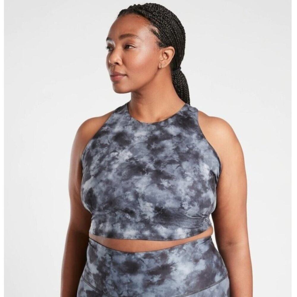 Athleta Conscious Crop Longline Sport Bra D-DD